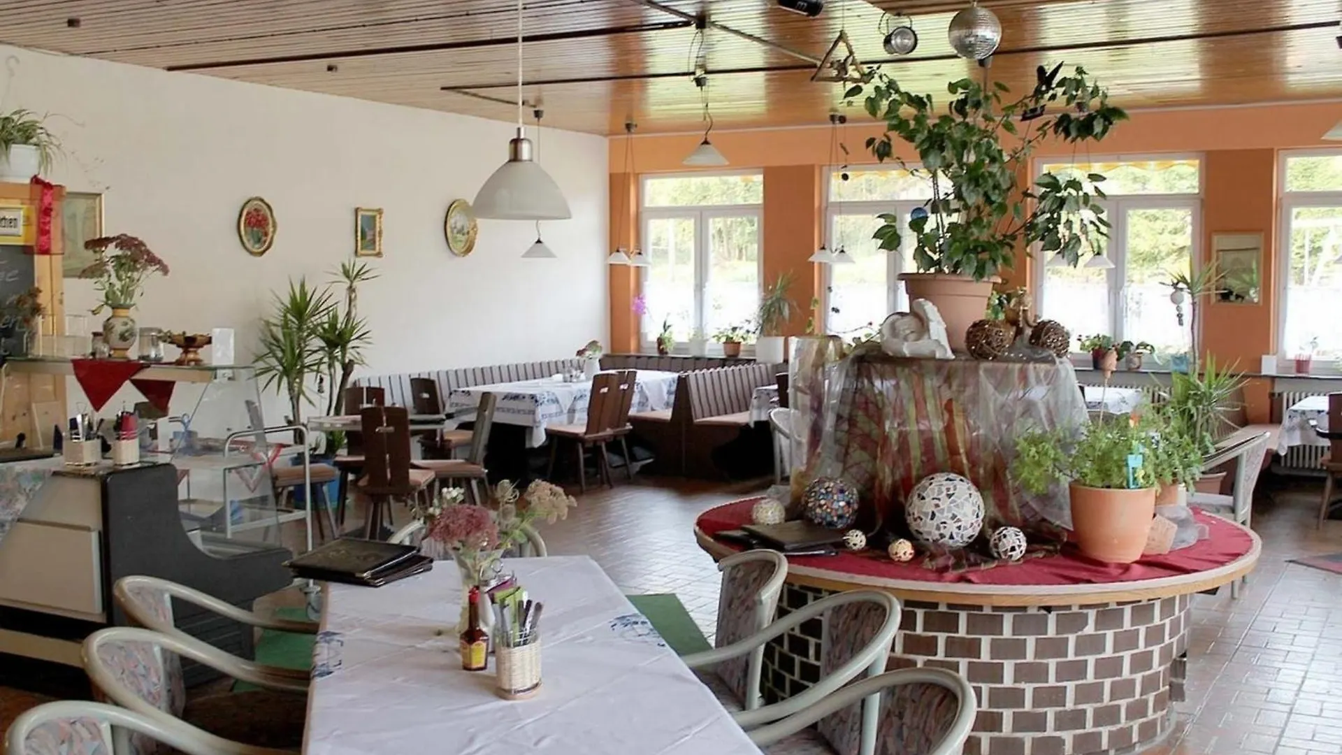 Ferienhaus Nr 17, Typ B, Feriendorf Jaegerpark, Bayerischer Wald Viechtach